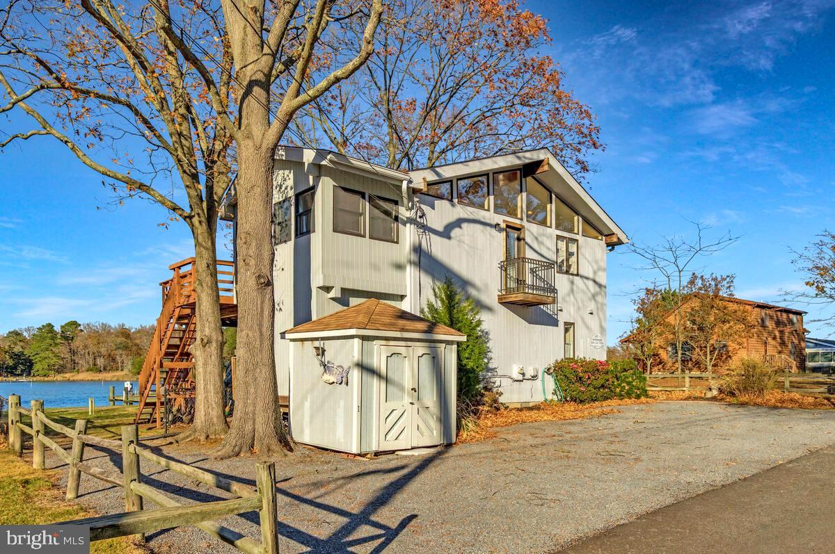 DEALE BEACH - Residential