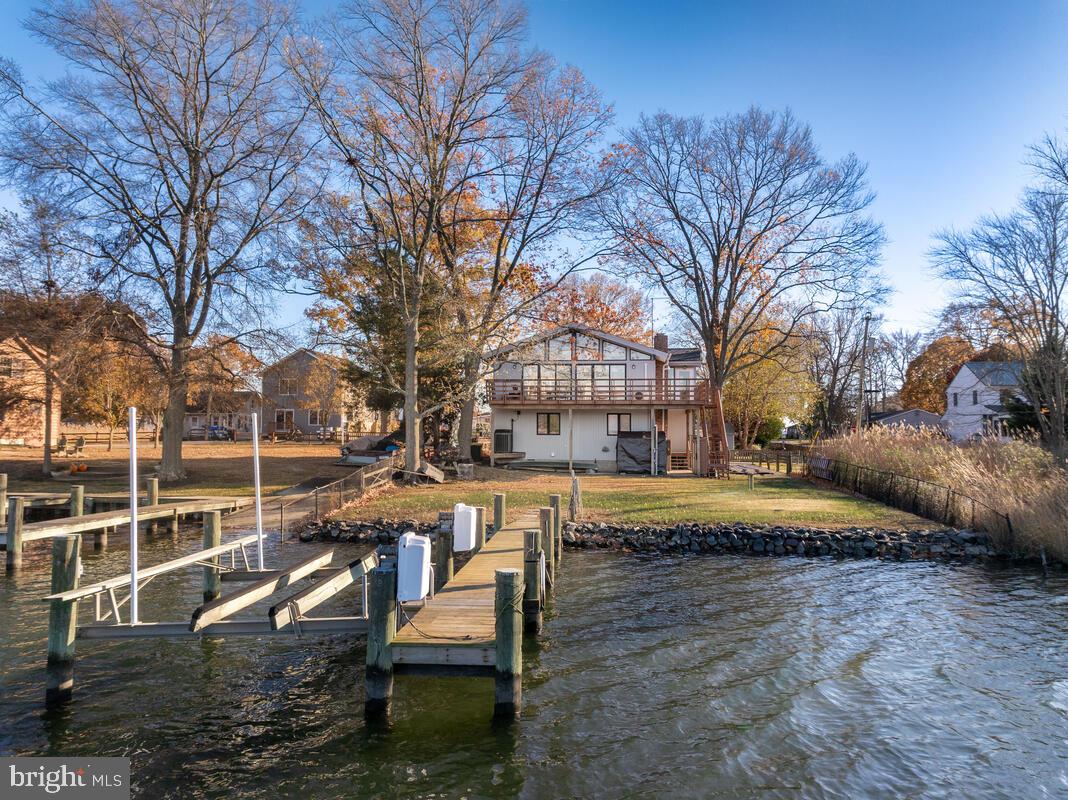 DEALE BEACH - Residential