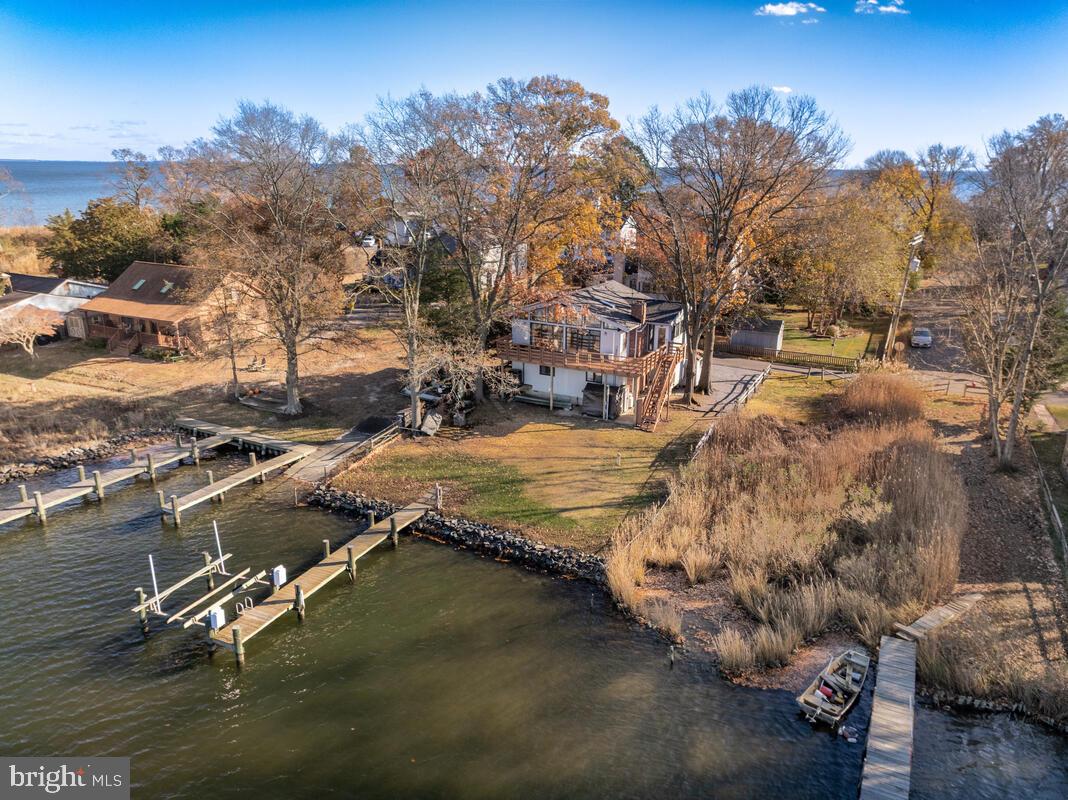 DEALE BEACH - Residential