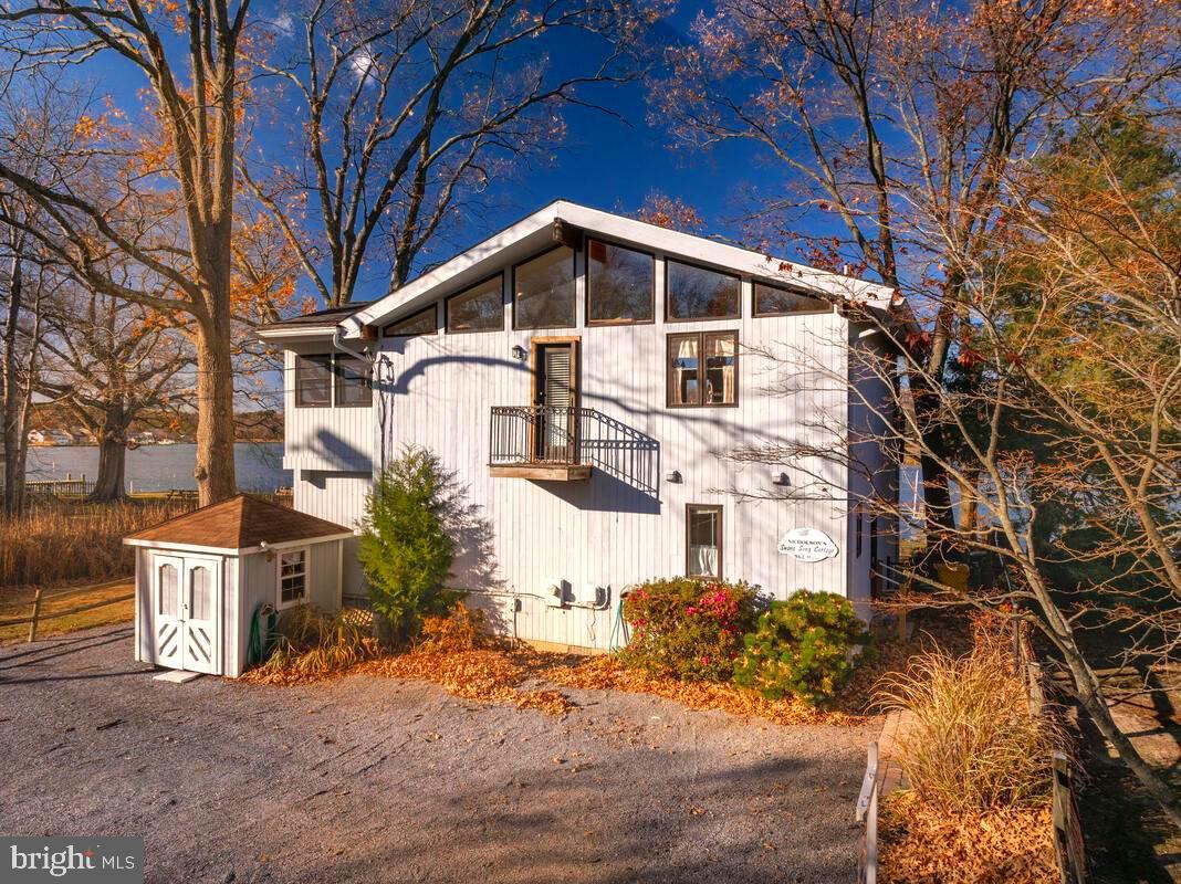 DEALE BEACH - Residential