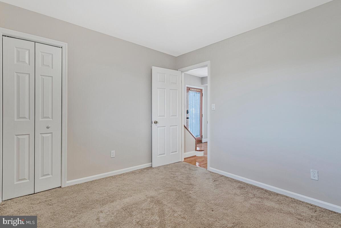 DEALE BEACH - Residential