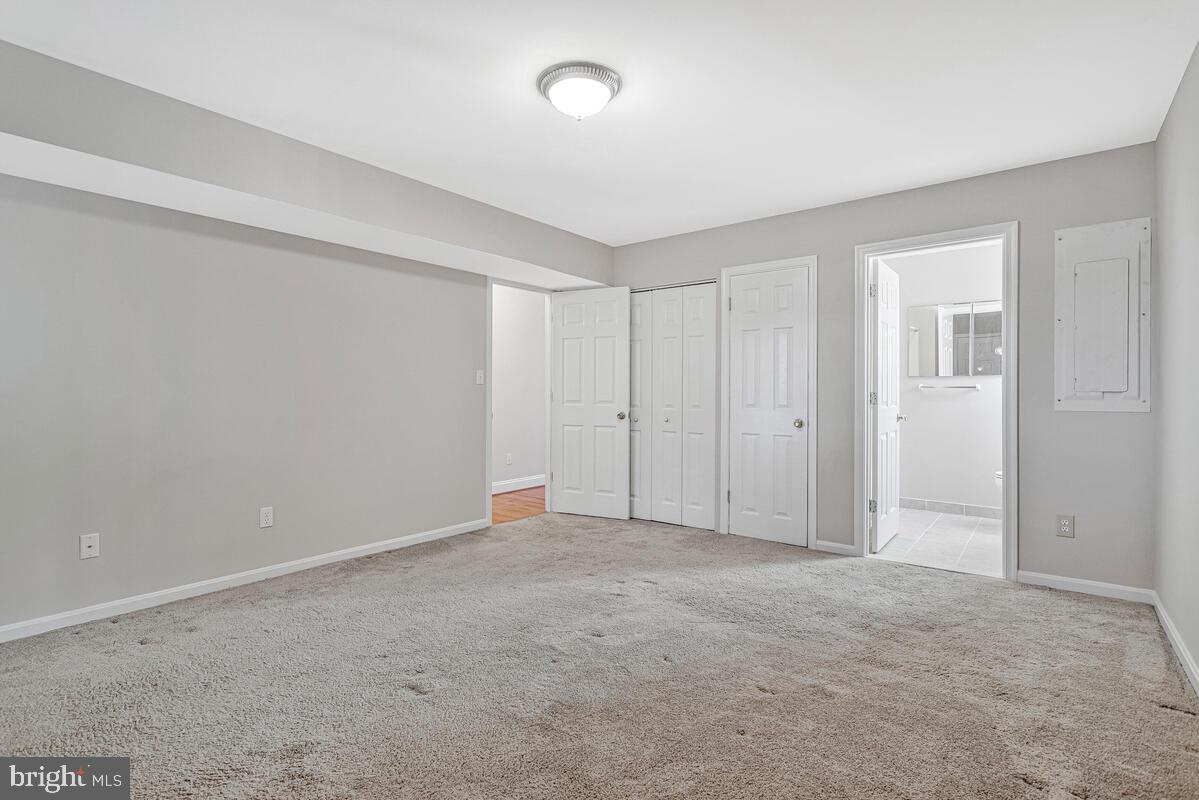 DEALE BEACH - Residential