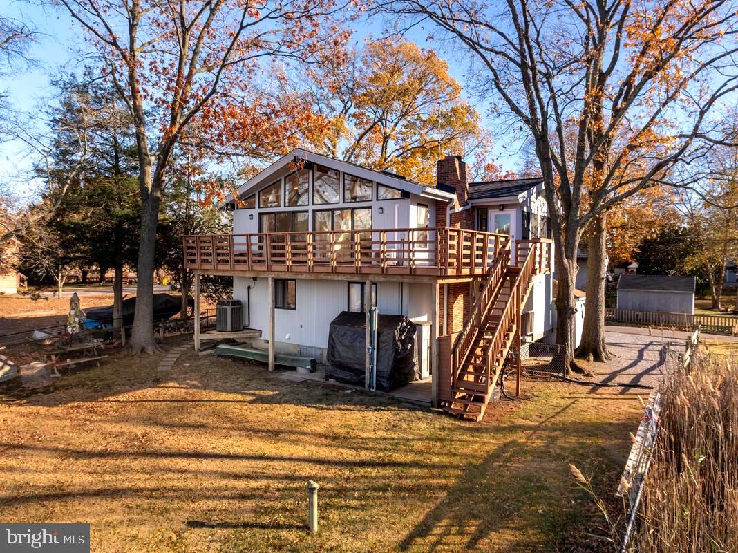 DEALE BEACH - Residential