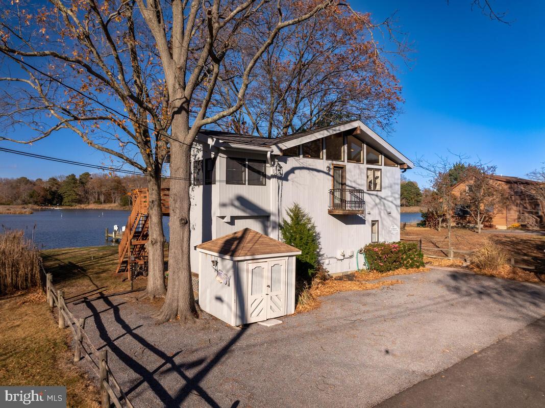 DEALE BEACH - Residential