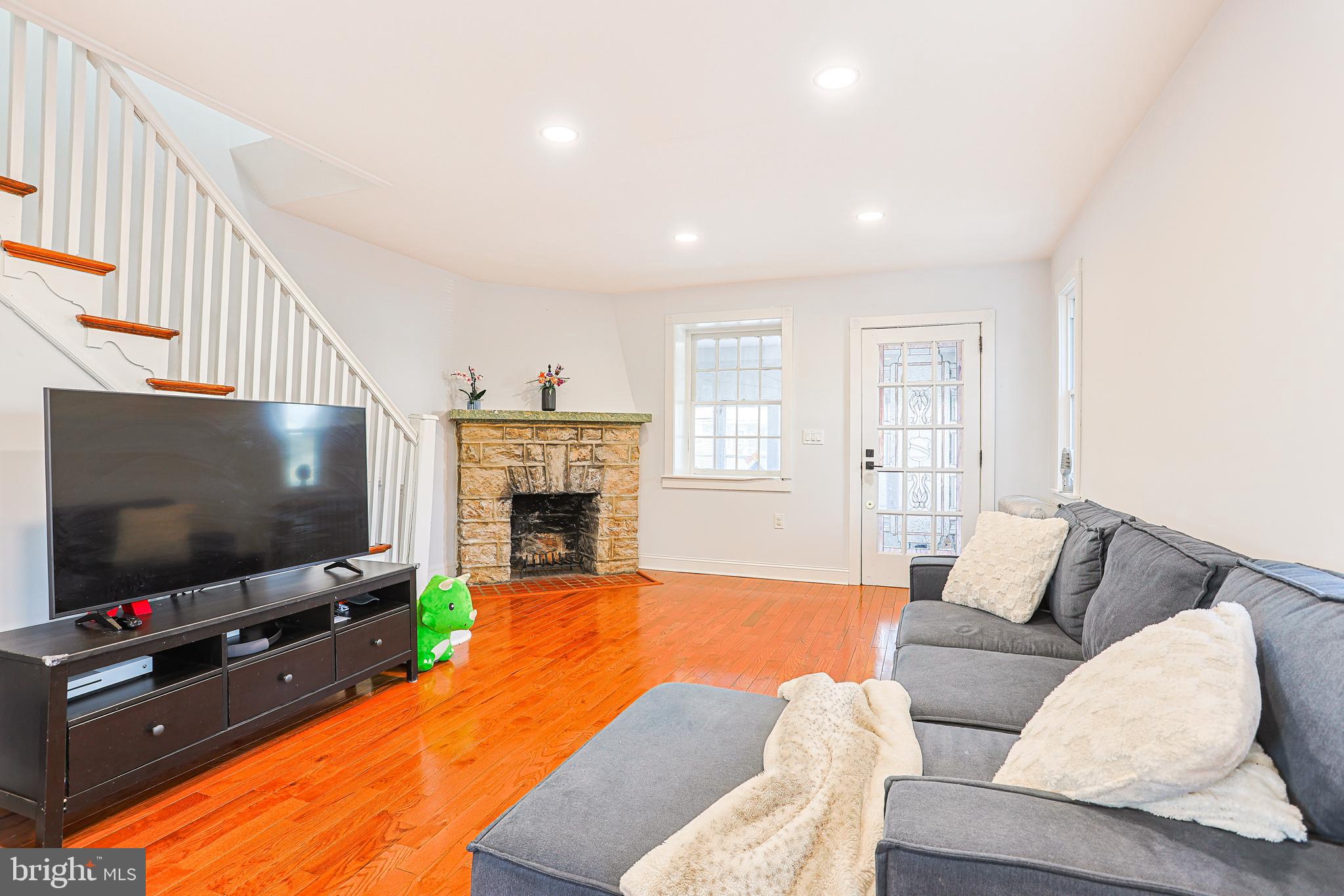 LANSDOWNE - Residential