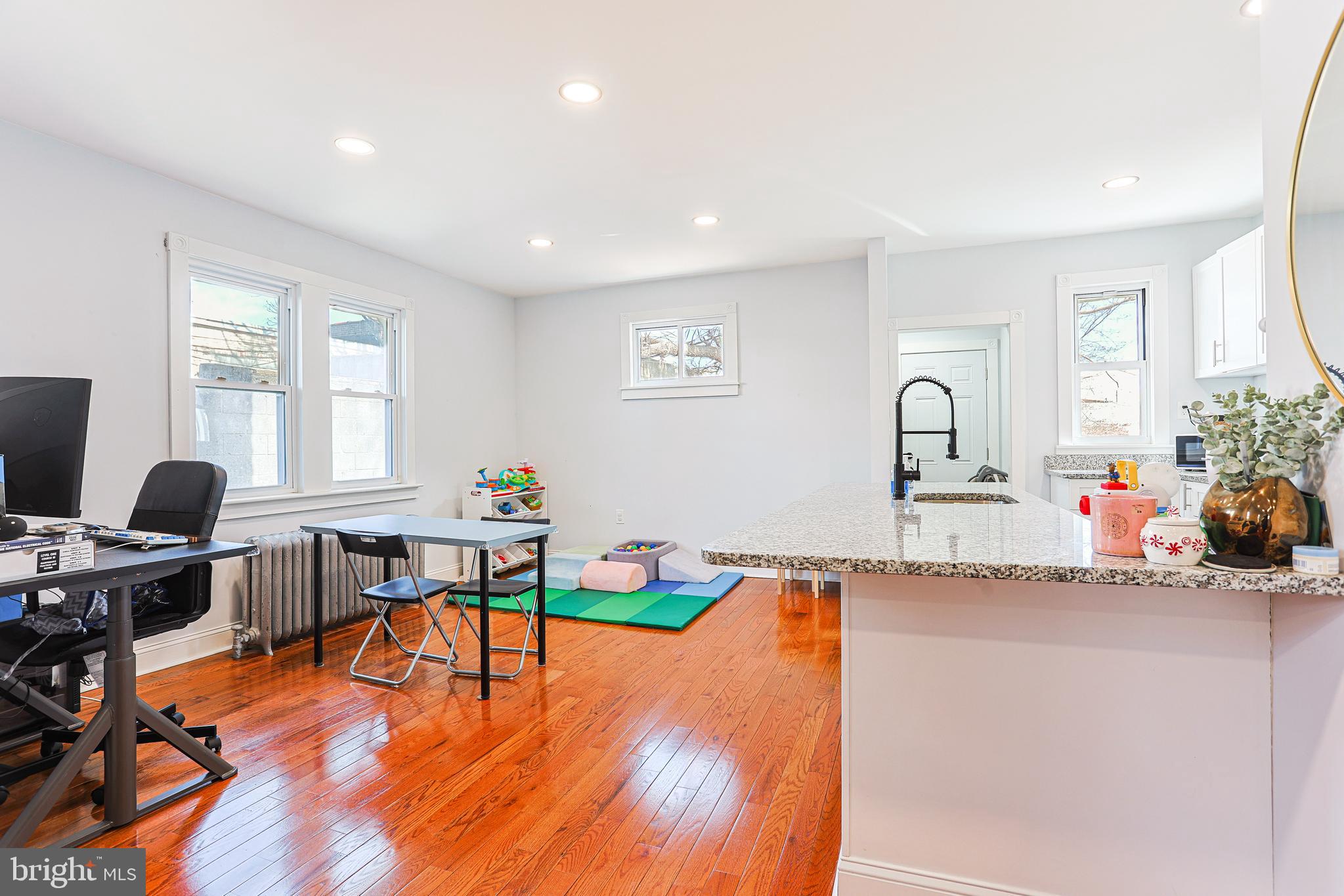 LANSDOWNE - Residential