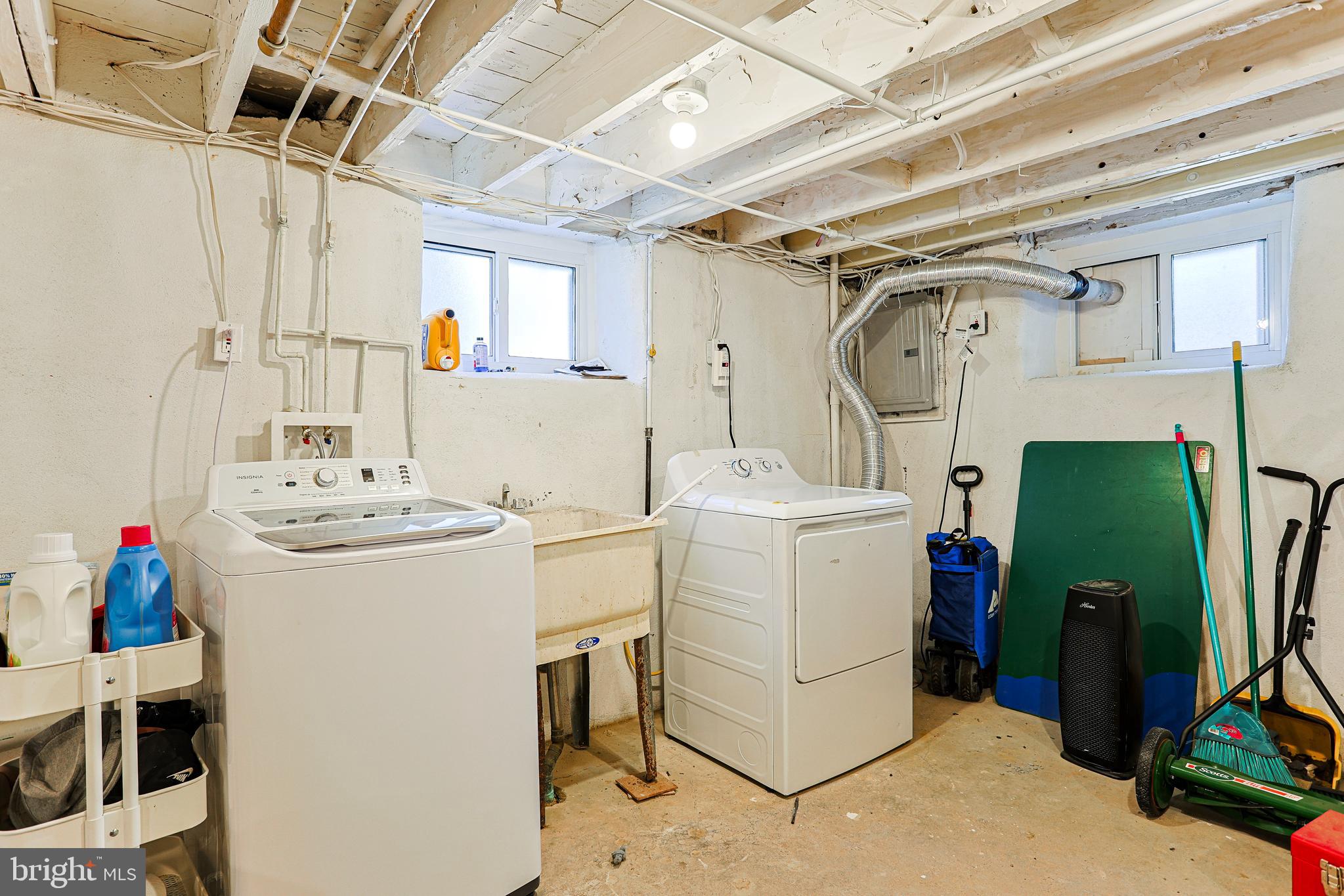 LANSDOWNE - Residential