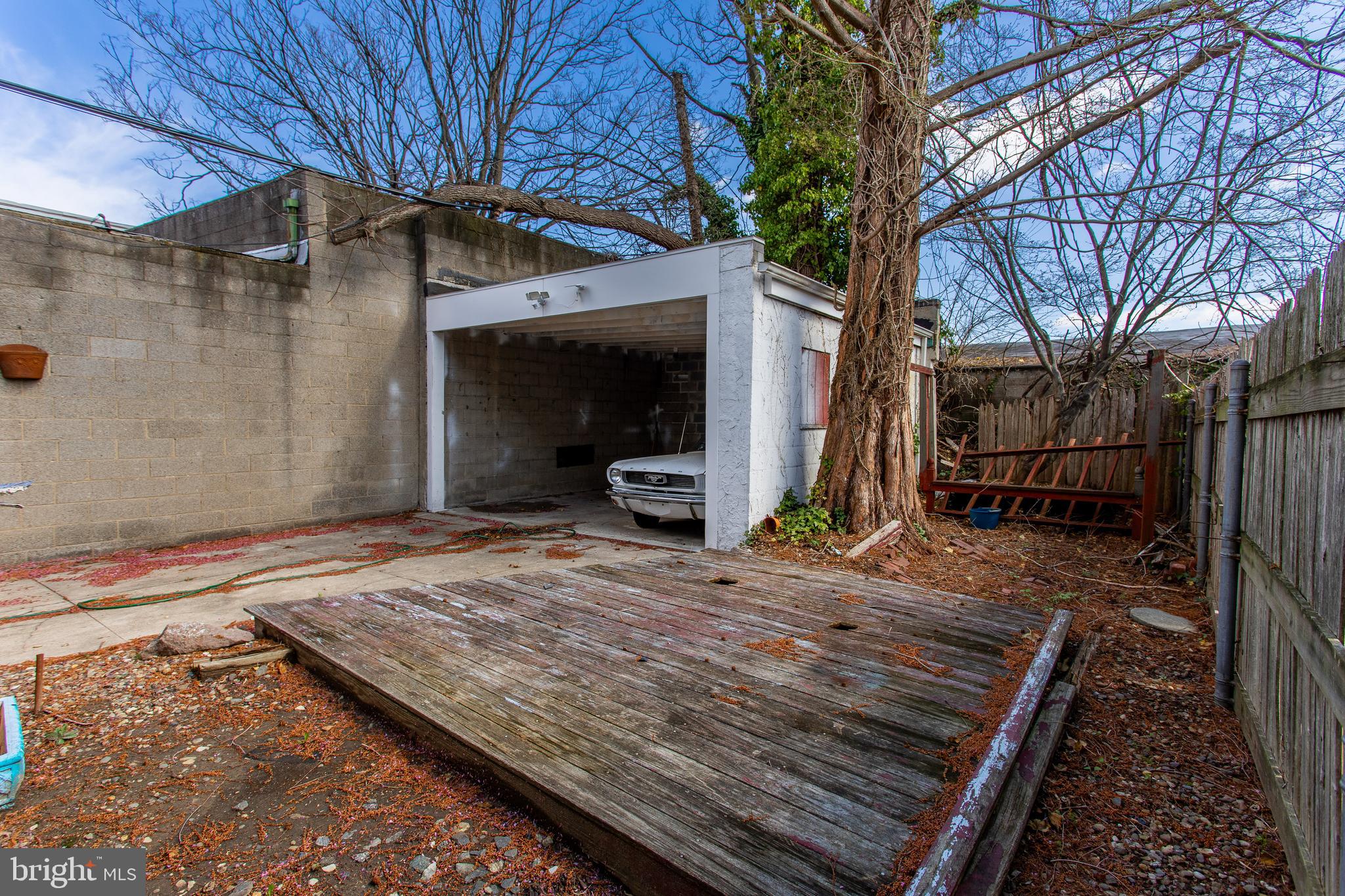 LANSDOWNE - Residential