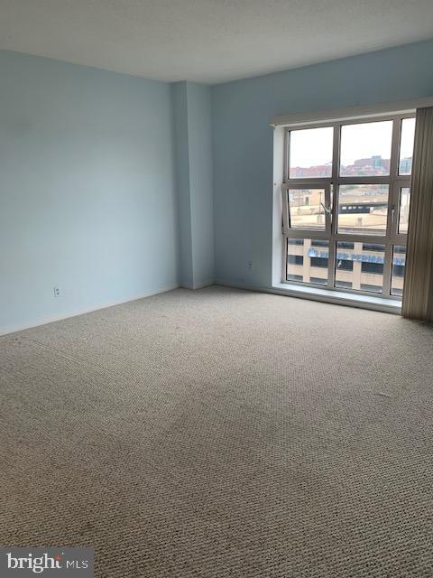 HARBOR EAST - Residential