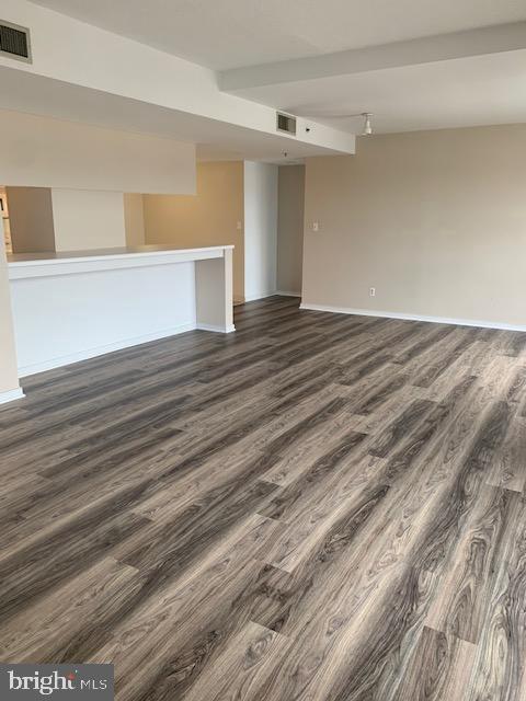 HARBOR EAST - Residential