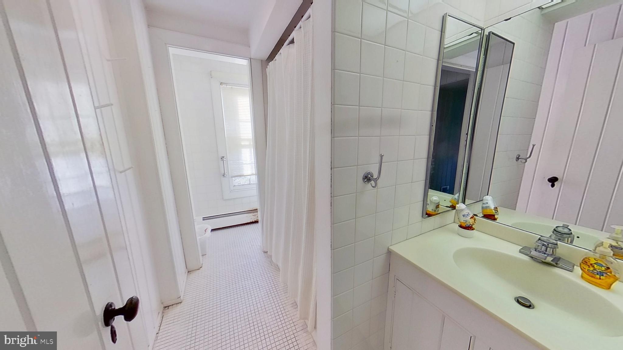 11525 HIGH POINT ROAD COTTAGE