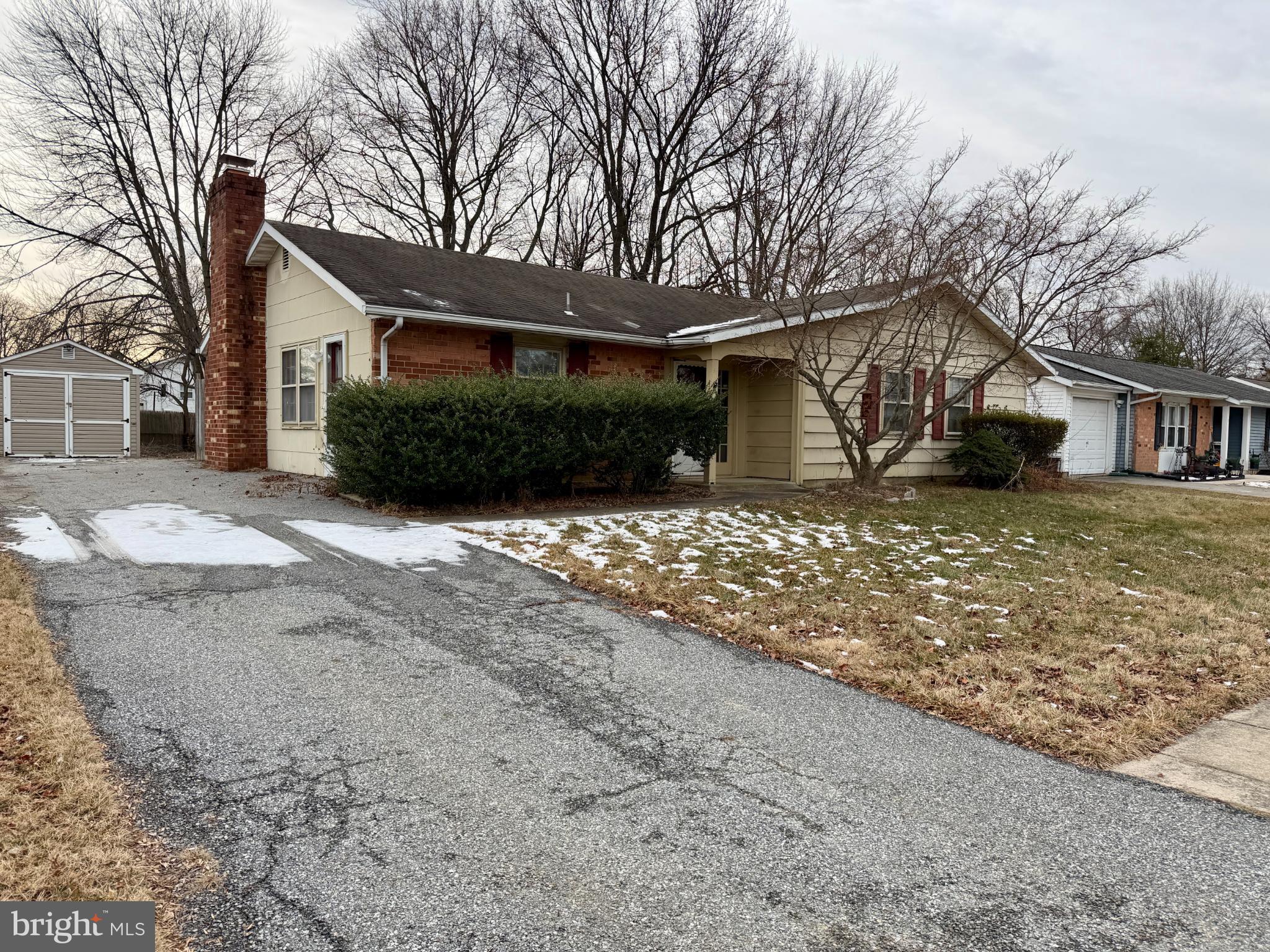 BROOKBEND - Residential