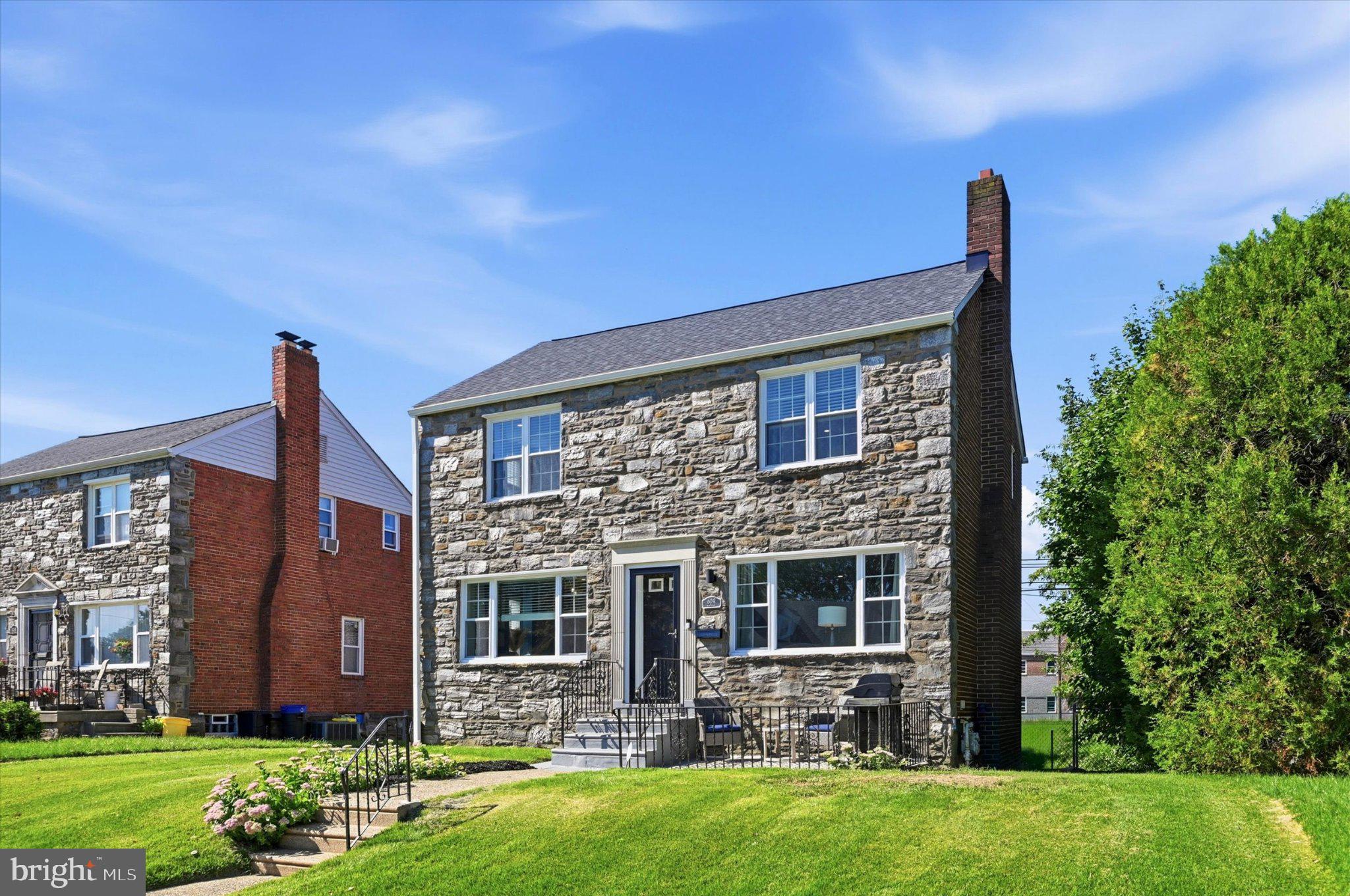 604 ROSE STREET