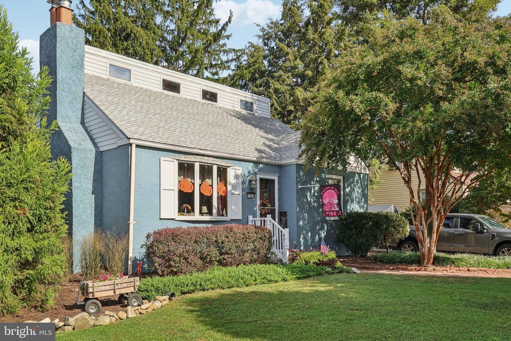 Photo of 1202 Clinton Ave, BENSALEM, PA 19020 (MLS # PABU2106802)