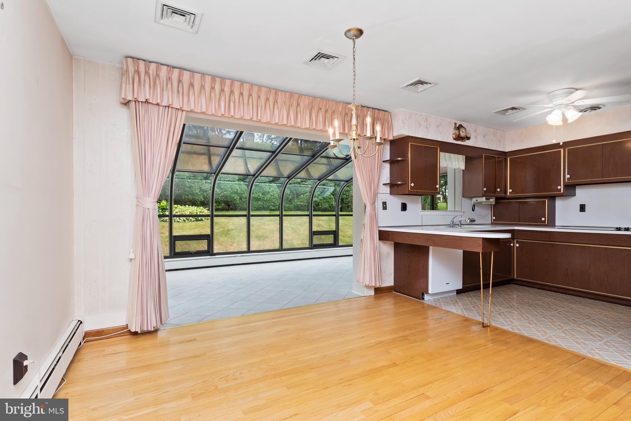 RIVERVIEW - Residential