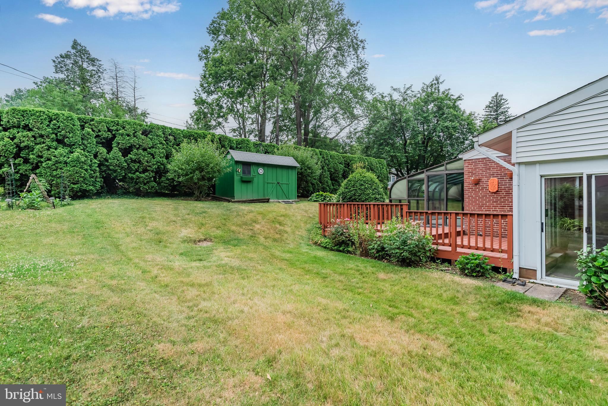 RIVERVIEW - Residential