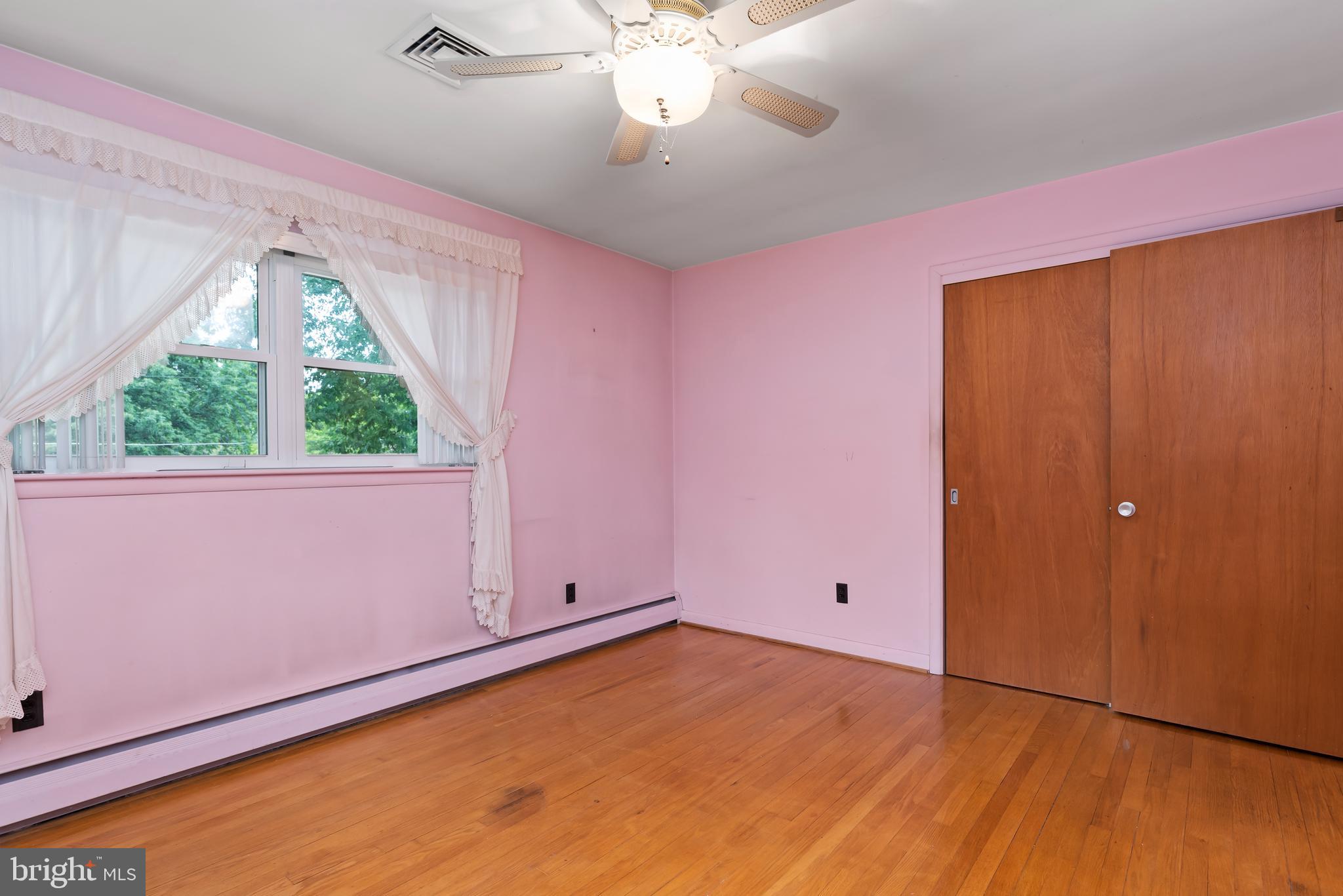 RIVERVIEW - Residential