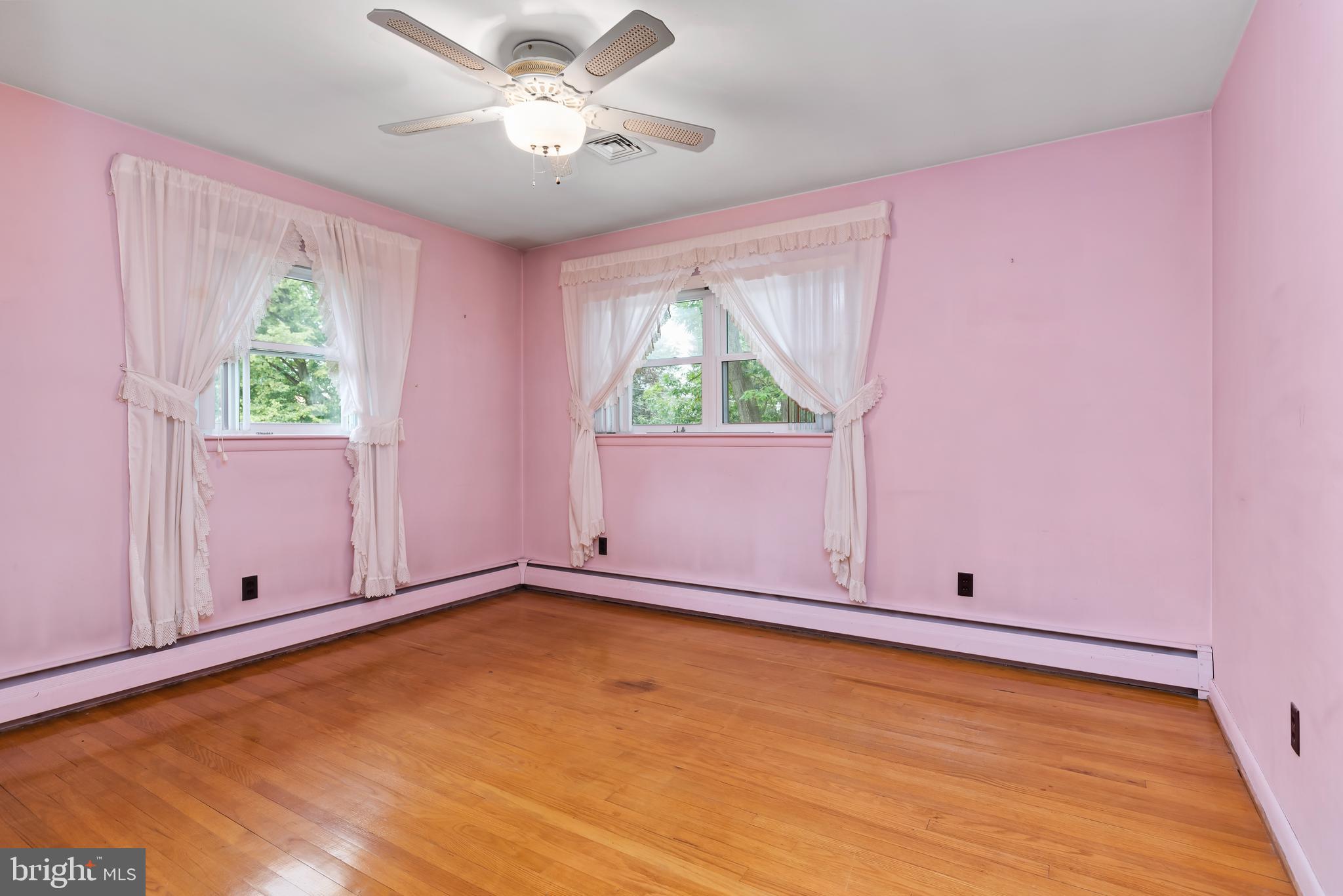 RIVERVIEW - Residential