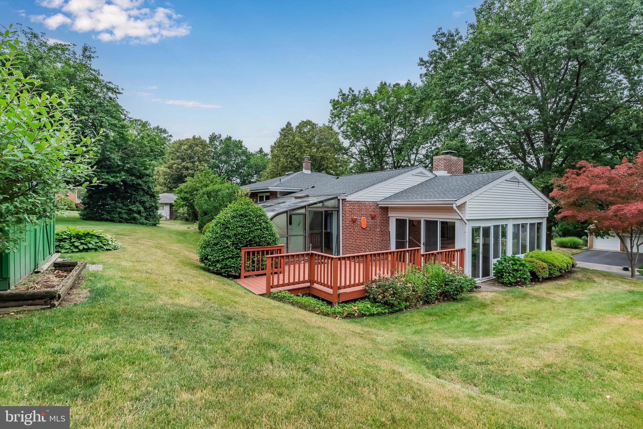 RIVERVIEW - Residential