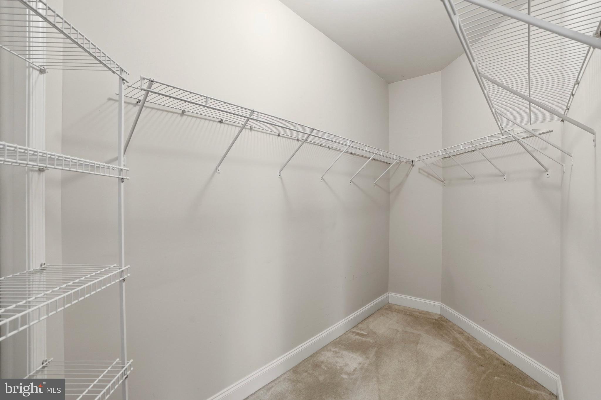 RAVENS CLAW - Residential