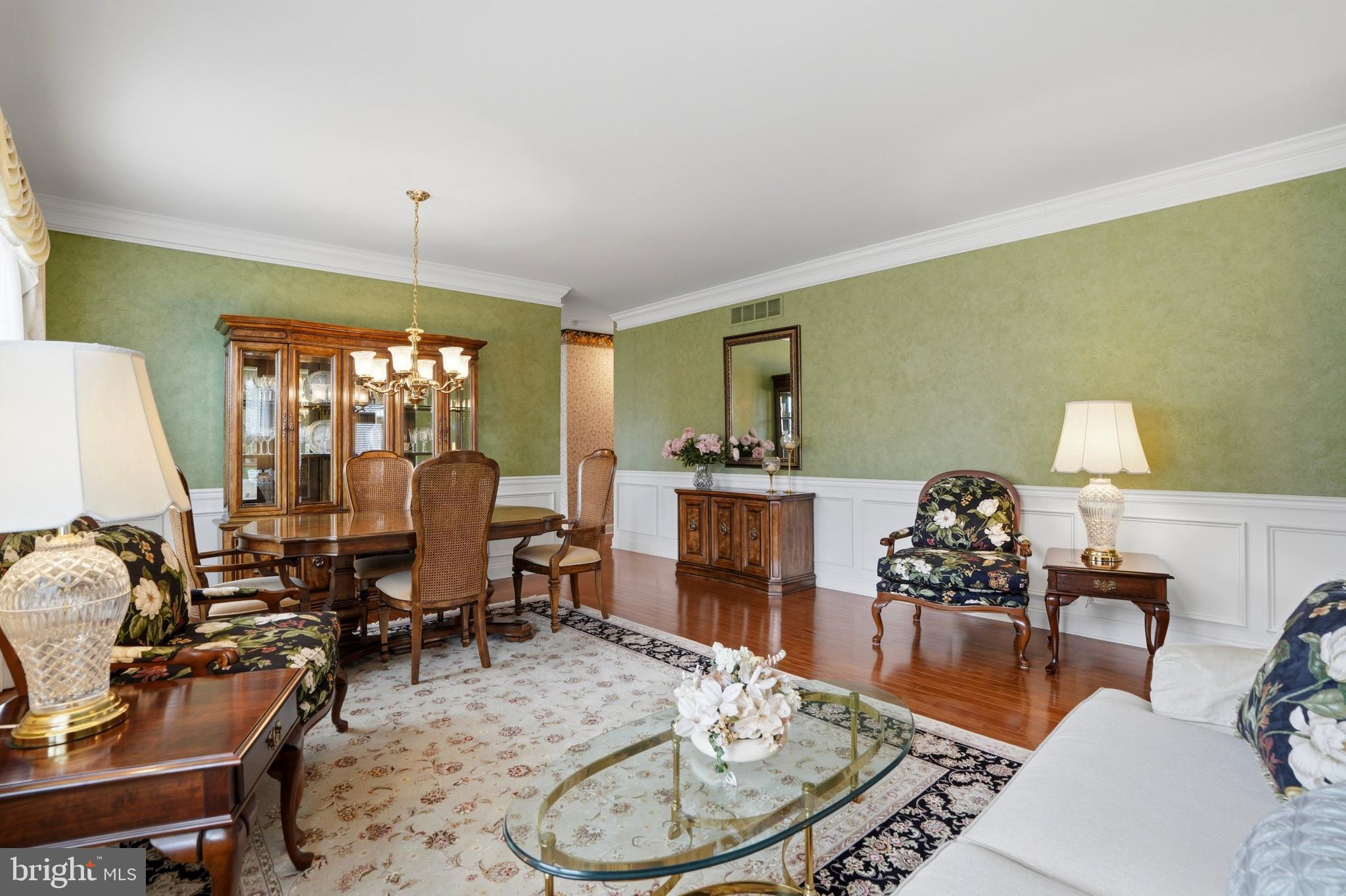 RAVENS CLAW - Residential