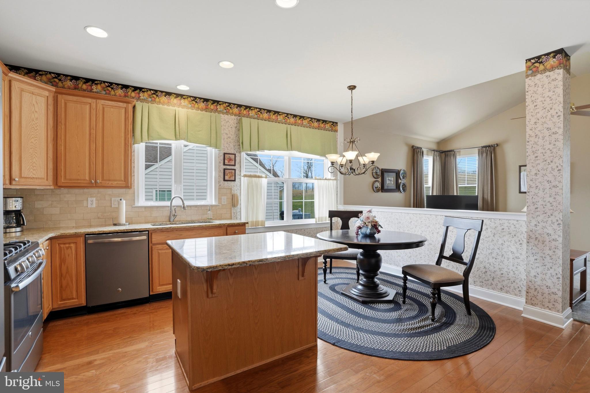 RAVENS CLAW - Residential