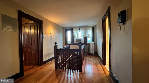 165 Mt Pleasant Ave, Ambler, PA MLS: PAMC2132728
