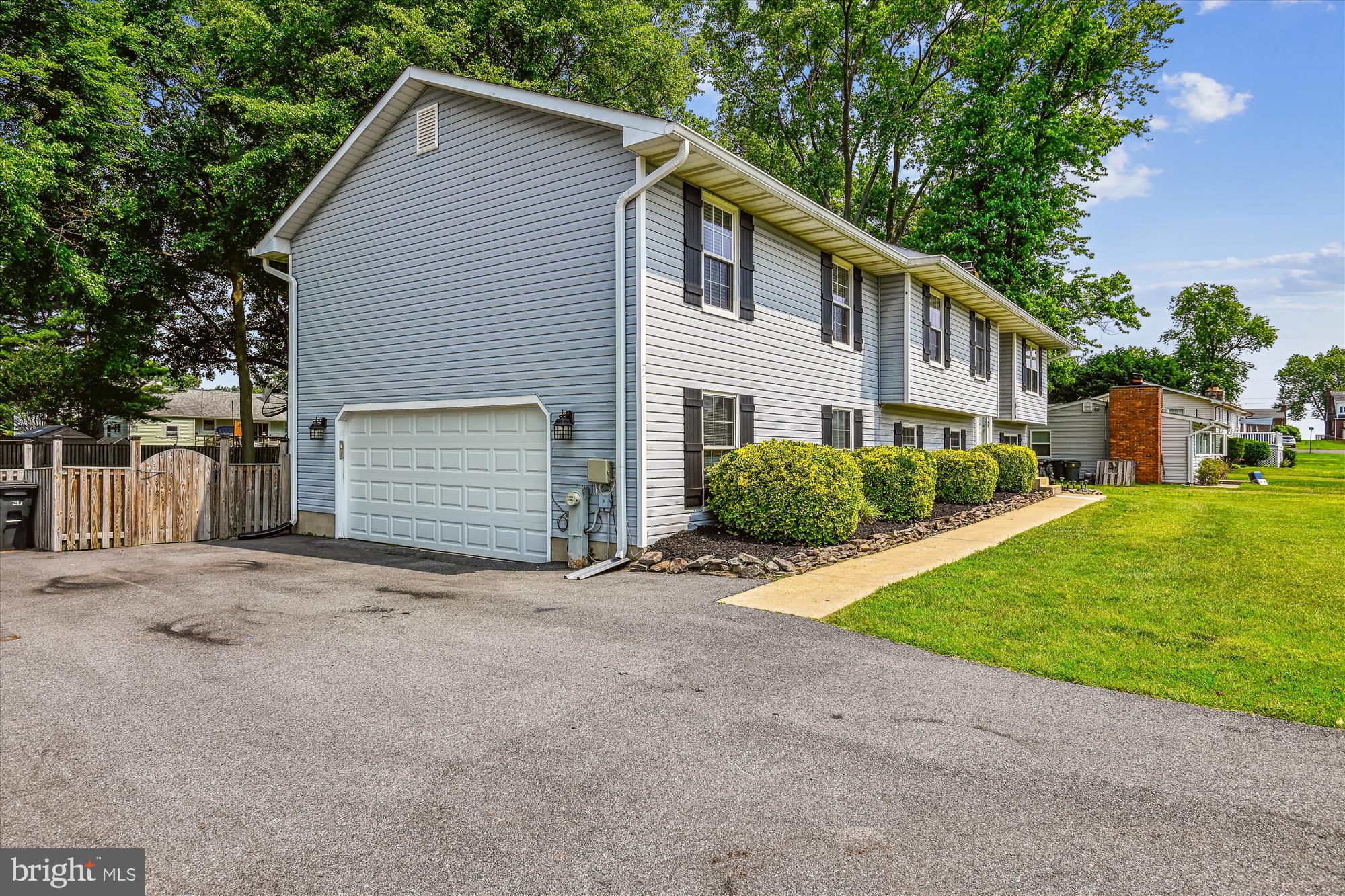 7814 LINTHICUM ROAD