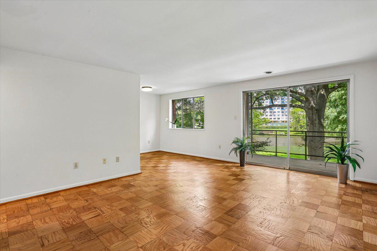 10320 ROCKVILLE PIKE 201