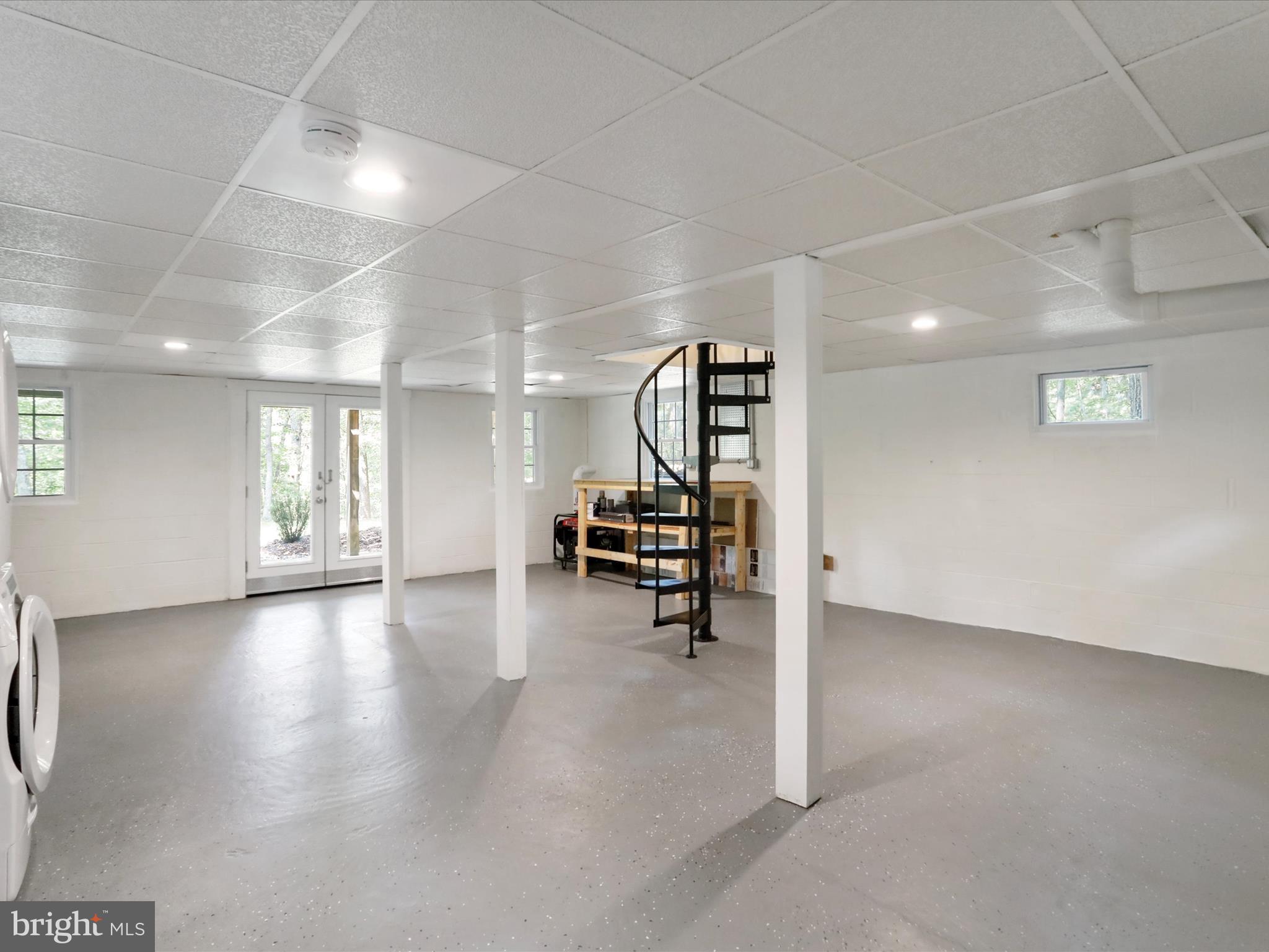 WOODHAVEN KNOLLS - Residential