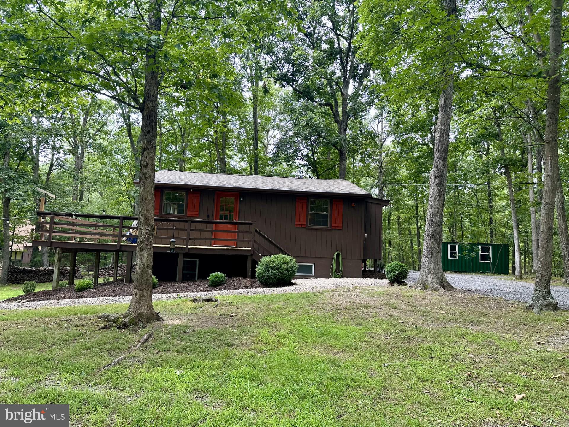 226 CABIN DRIVE
