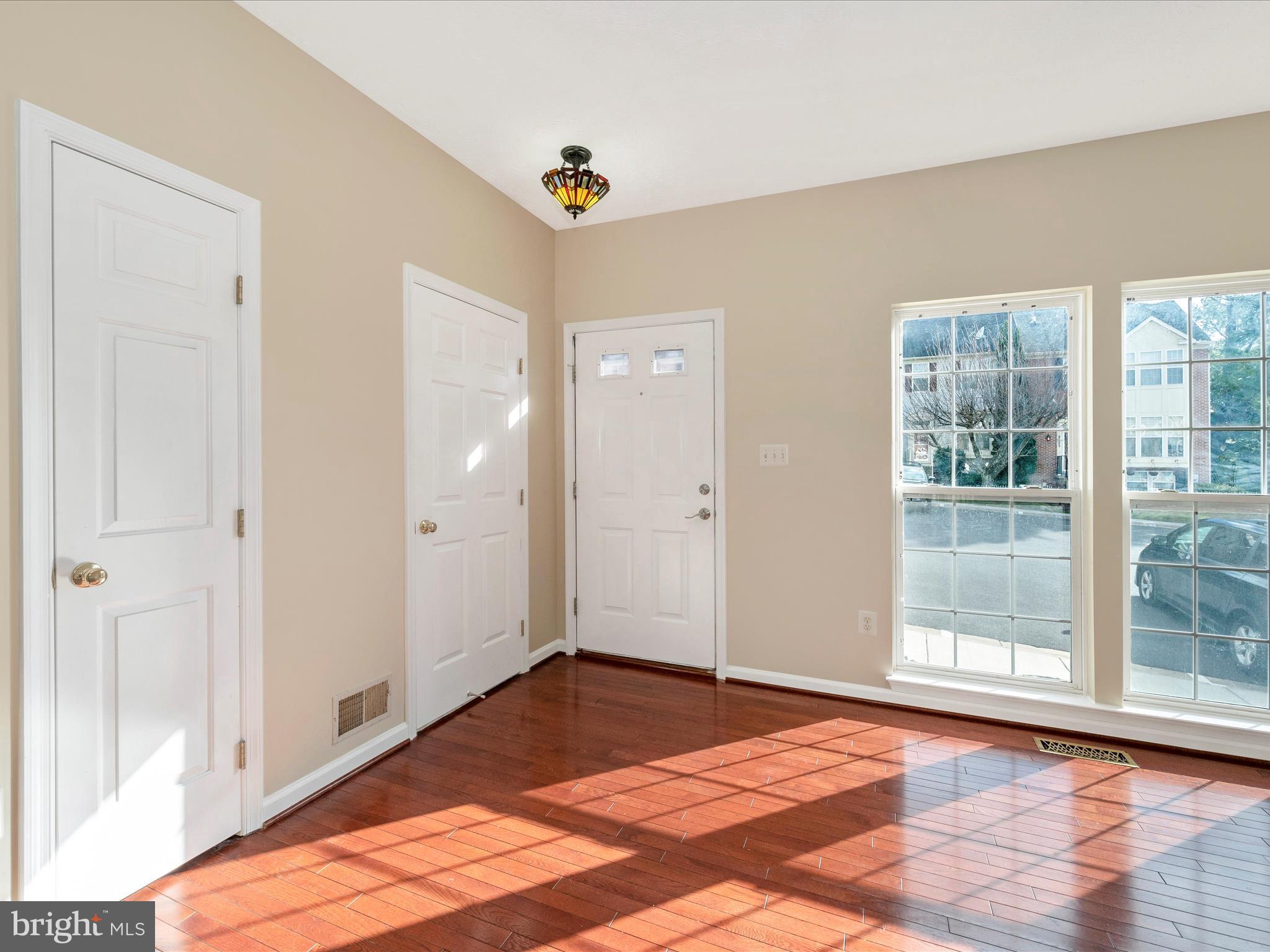 SPRING RIDGE - Residential