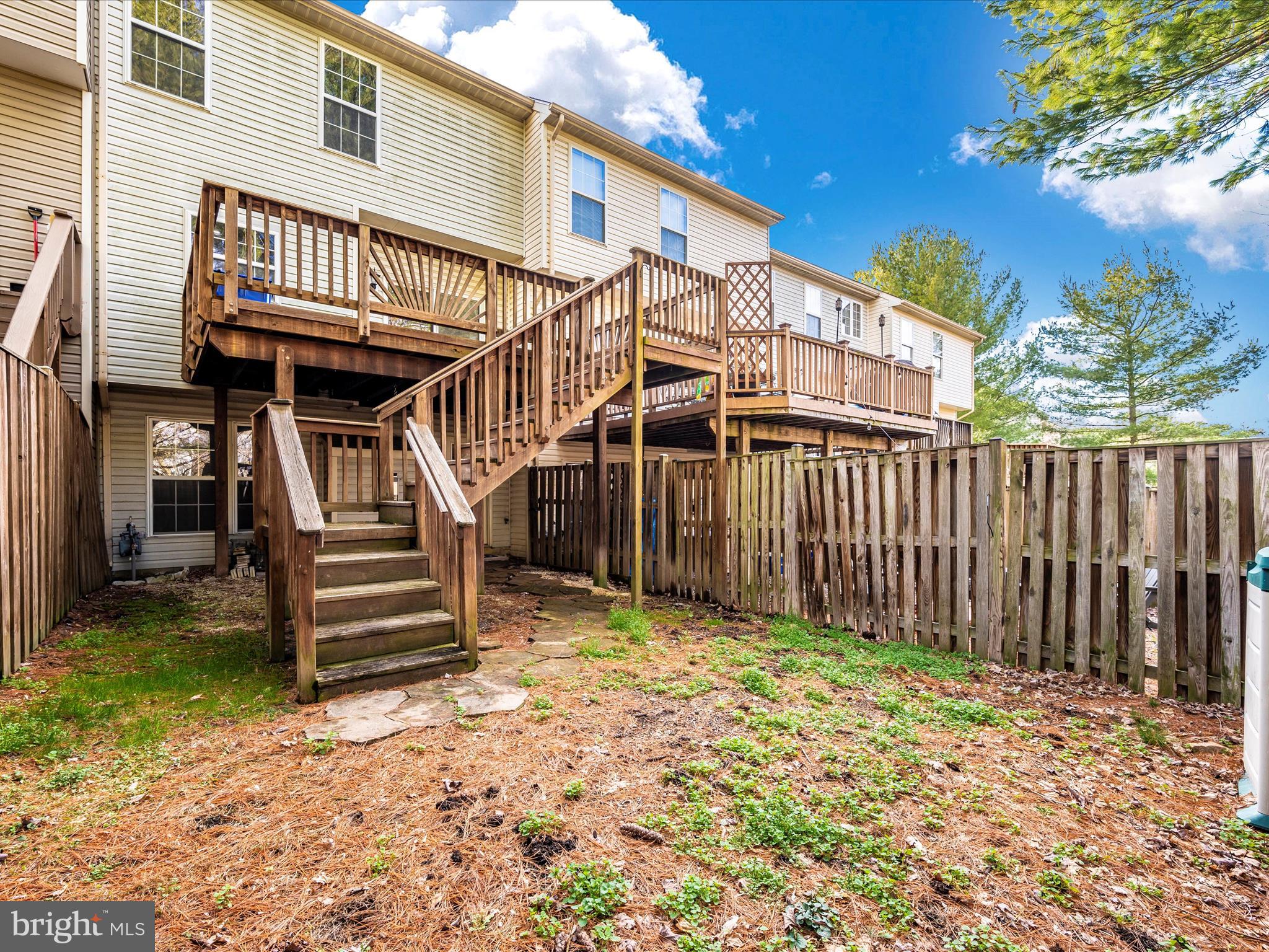 SPRING RIDGE - Residential