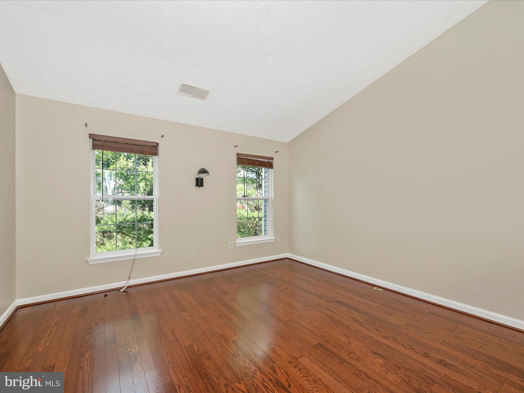 SPRING RIDGE - Residential