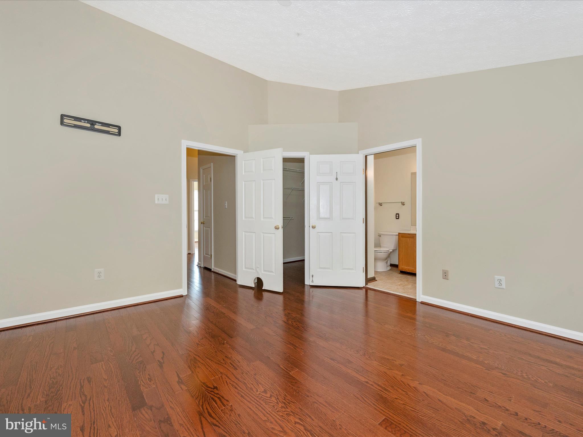 SPRING RIDGE - Residential