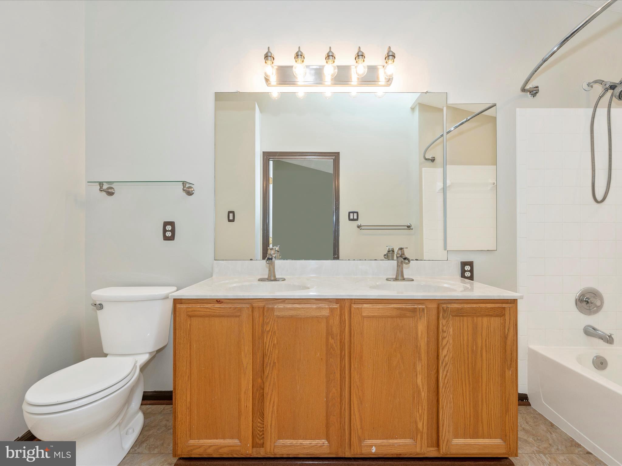 SPRING RIDGE - Residential