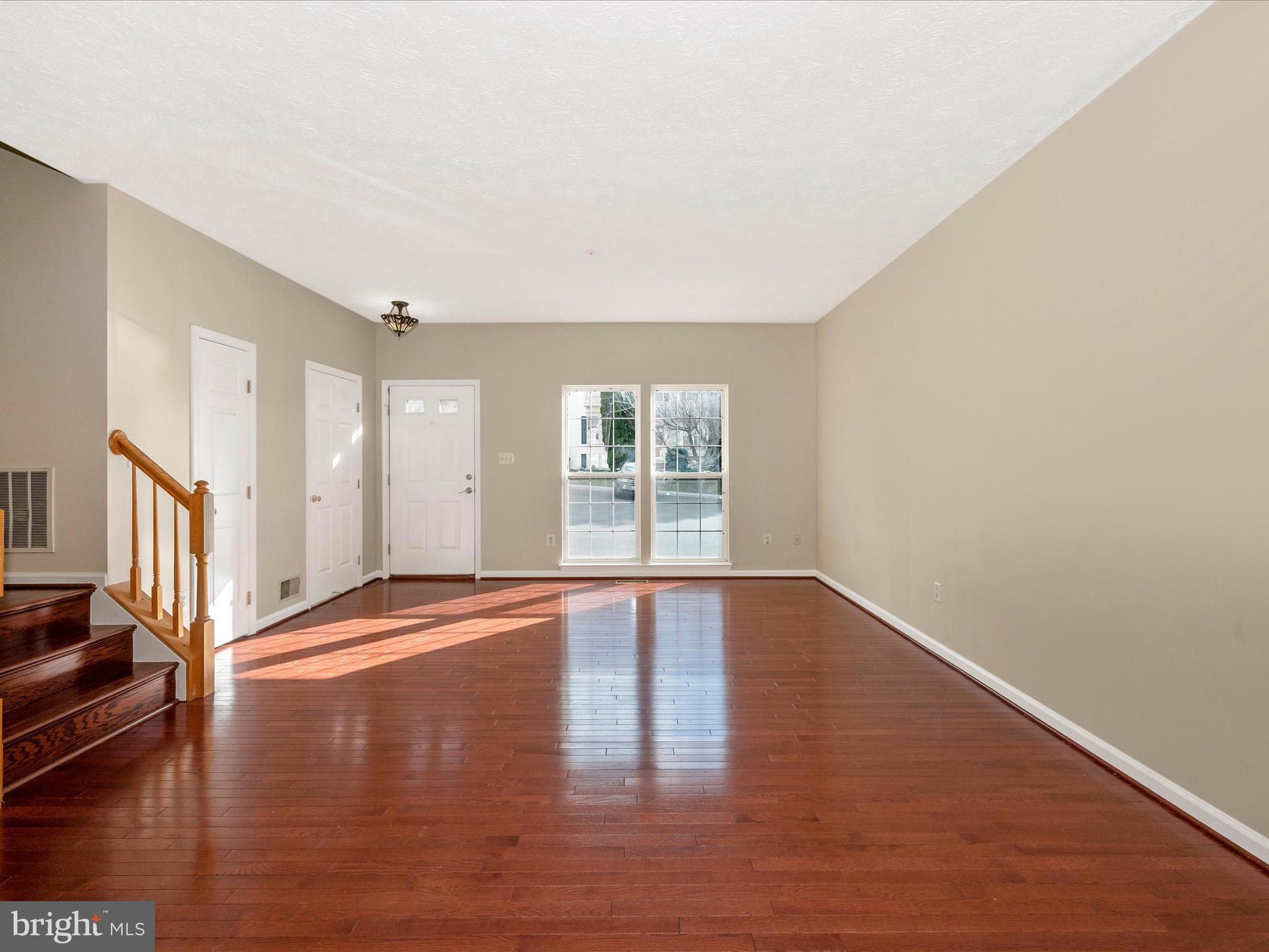 SPRING RIDGE - Residential