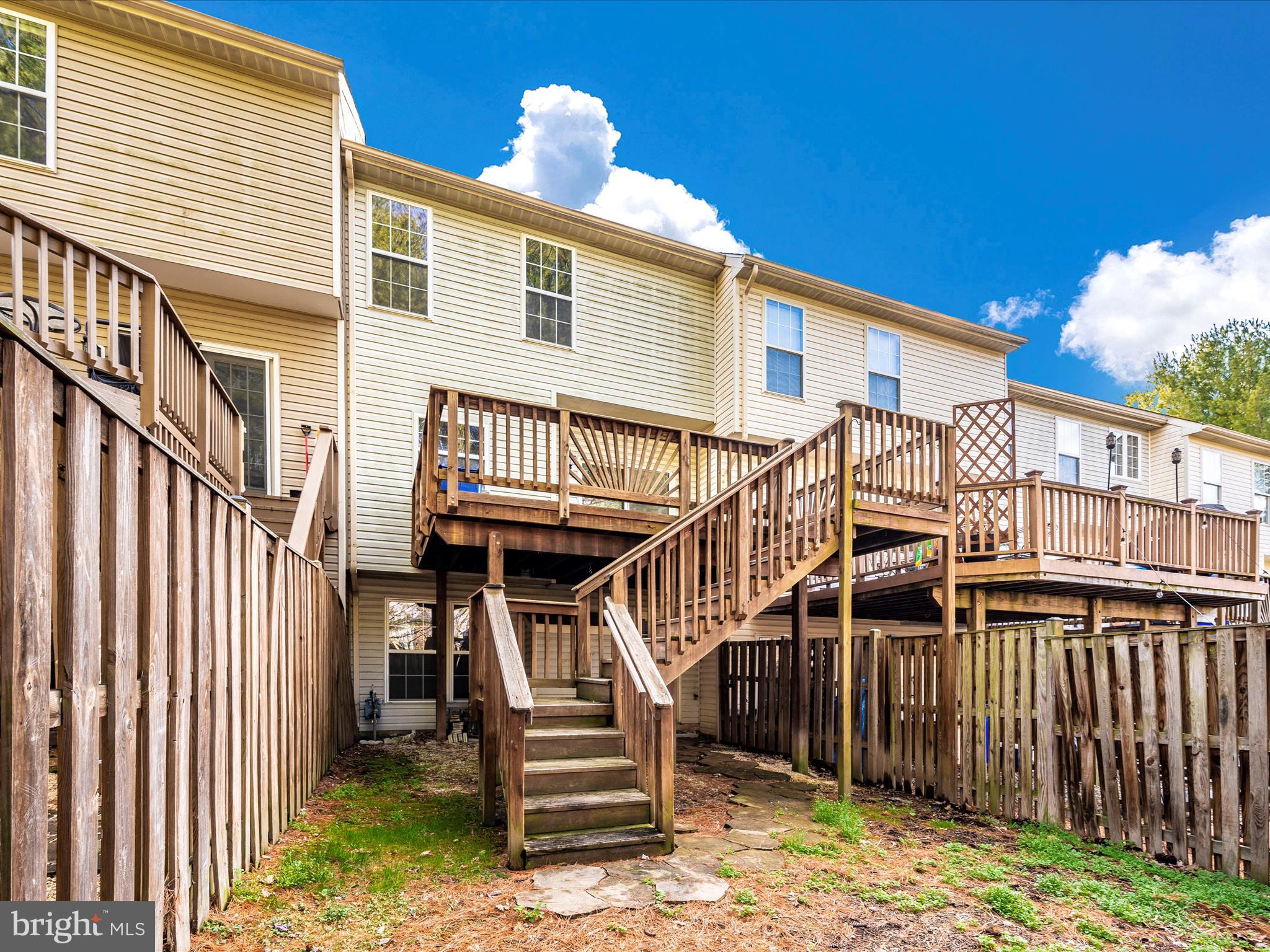 SPRING RIDGE - Residential