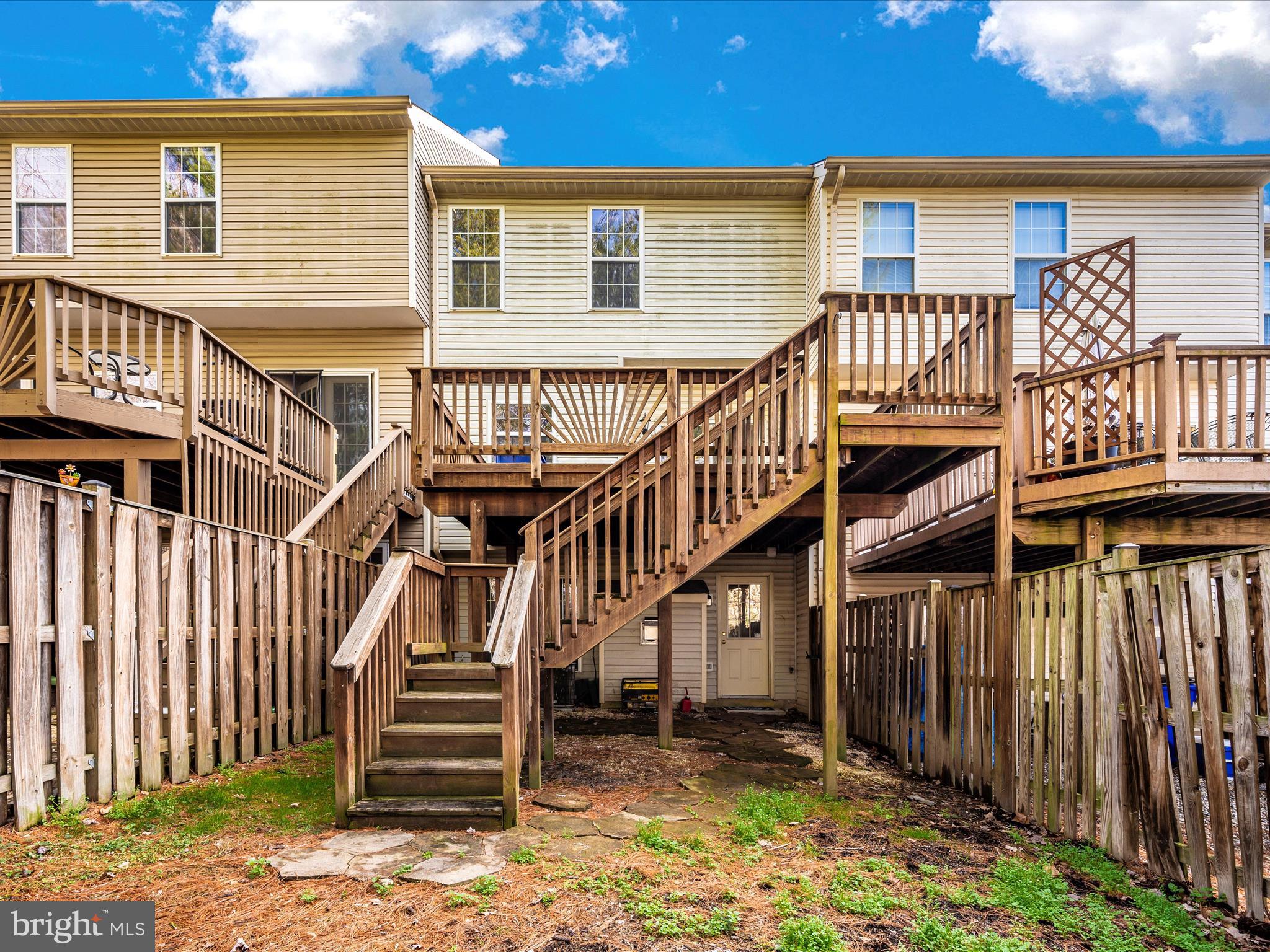 SPRING RIDGE - Residential