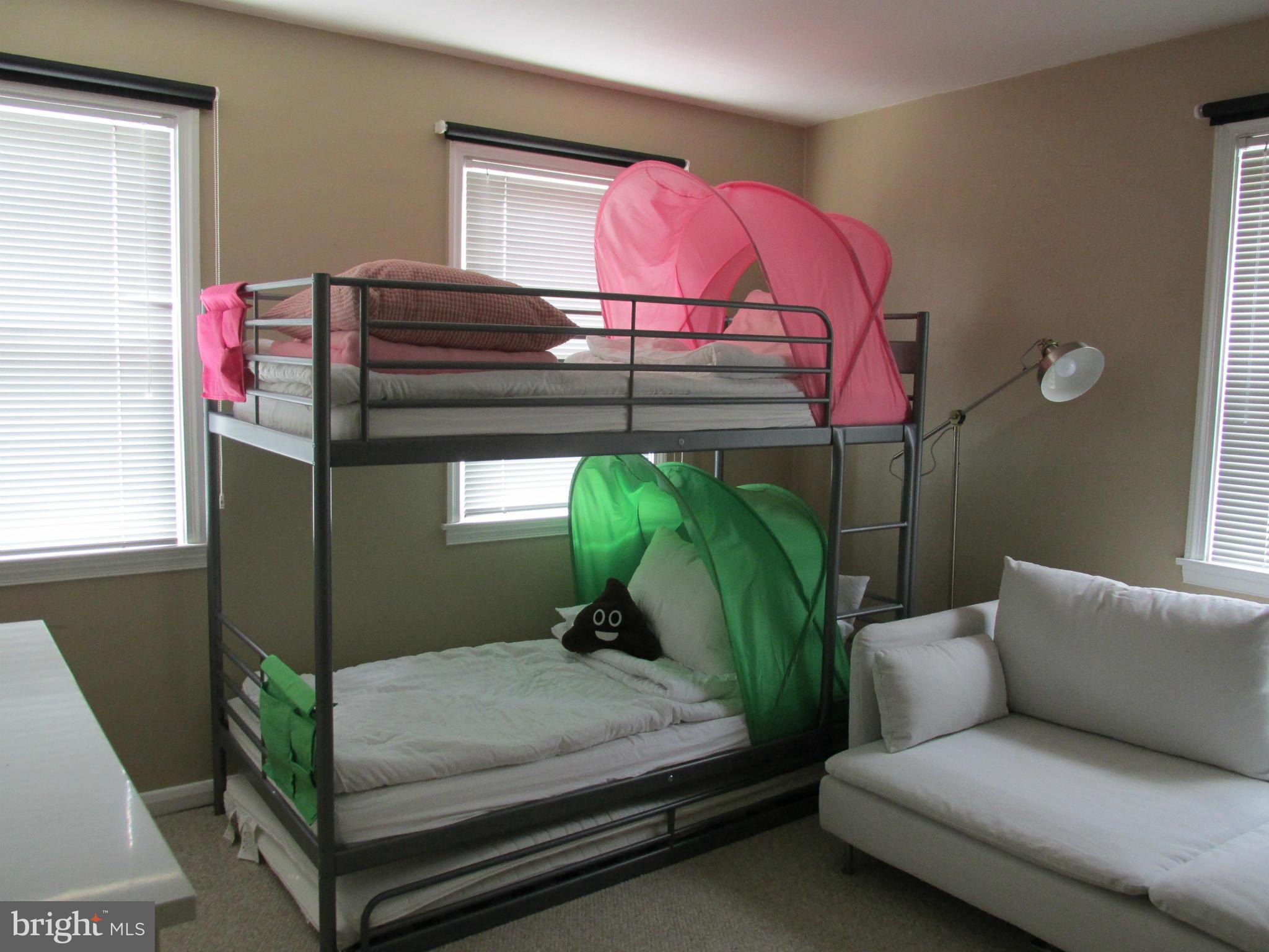 EASTWOOD - Residential