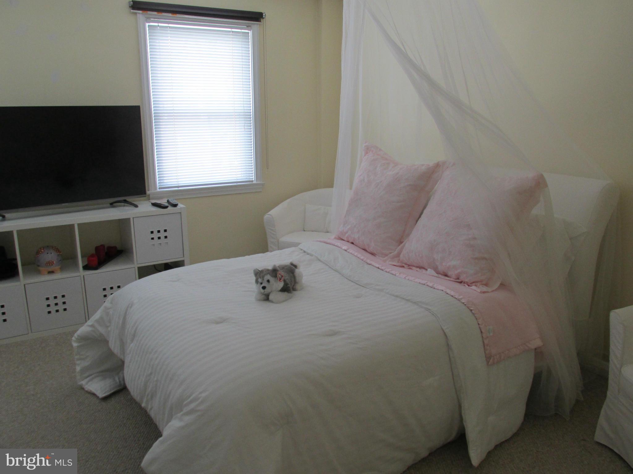 EASTWOOD - Residential