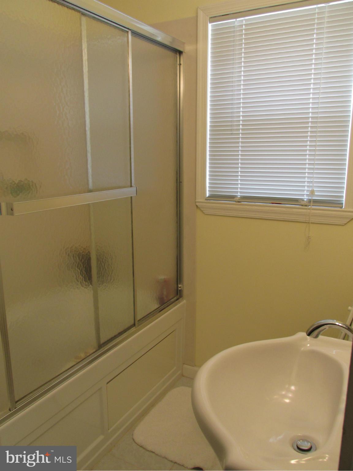 EASTWOOD - Residential