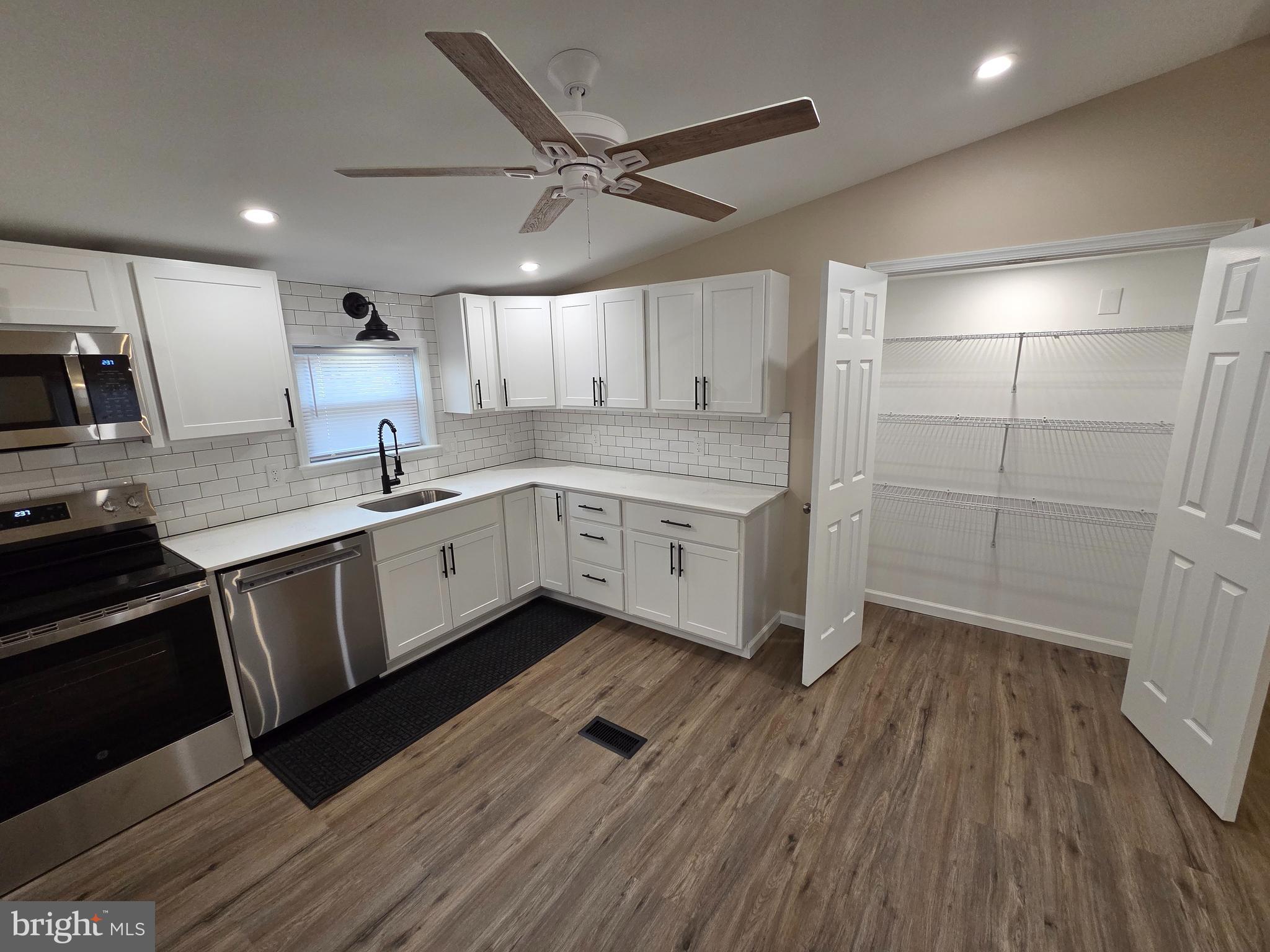 COLONIAL HERITAGE - Residential