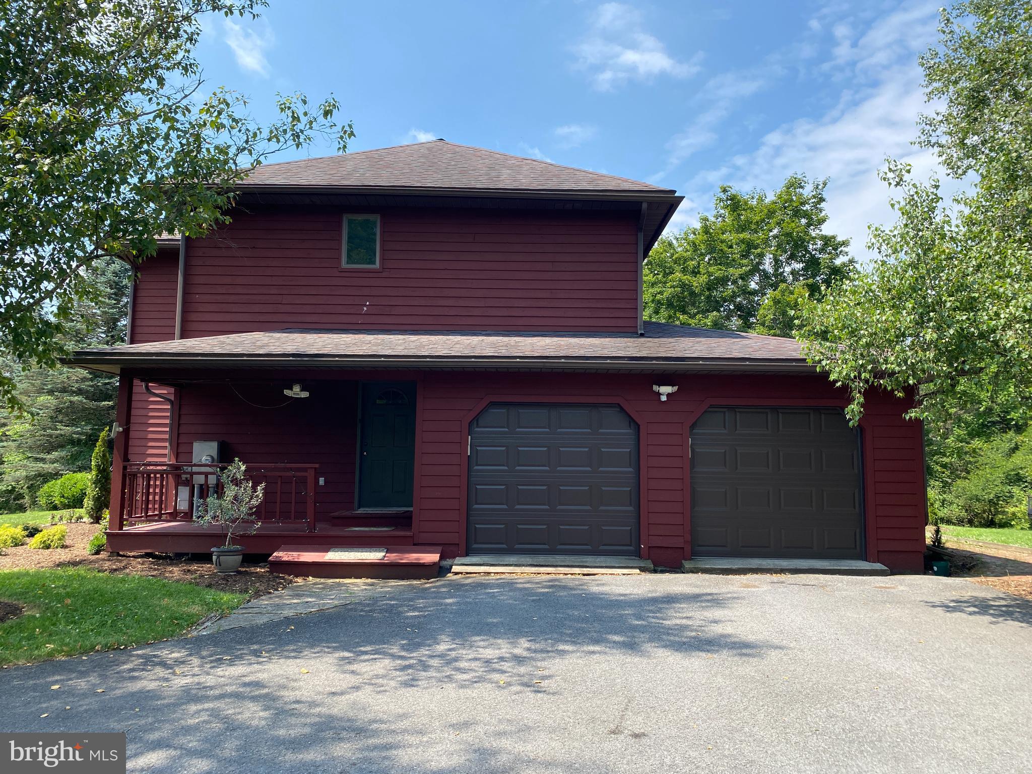 102 SELLERS LANE