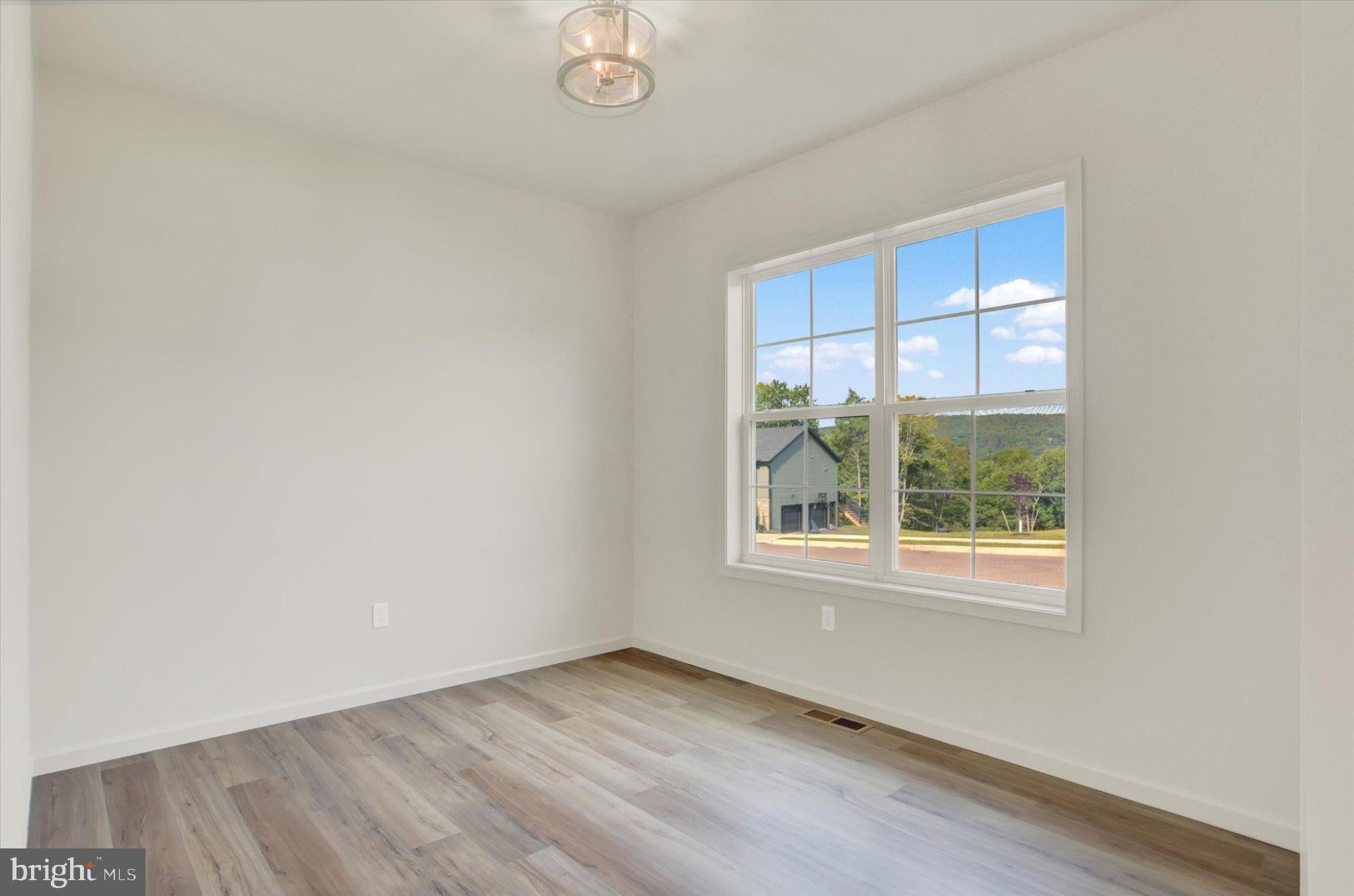 182 MORLETON AVENUE LOT 183