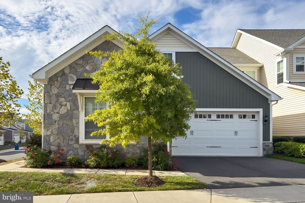 Photo of 42783 Firefly Sonata Terrace, ASHBURN, VA 20148 (MLS # VALO2108470)
