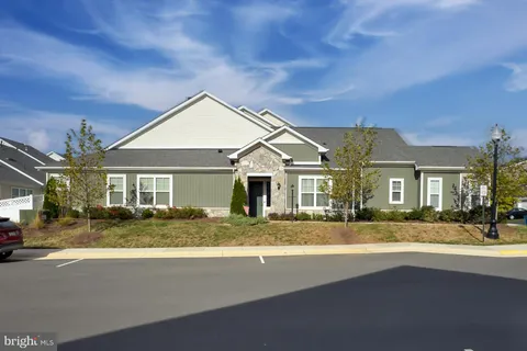 42783 Firefly Sonata Terrace, Ashburn, VA MLS: VALO2108470