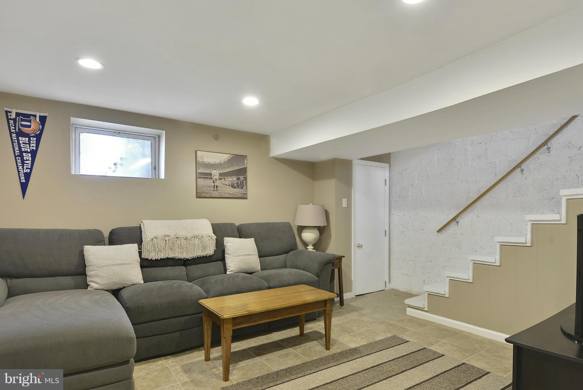 RIVER TERRACE - Residential