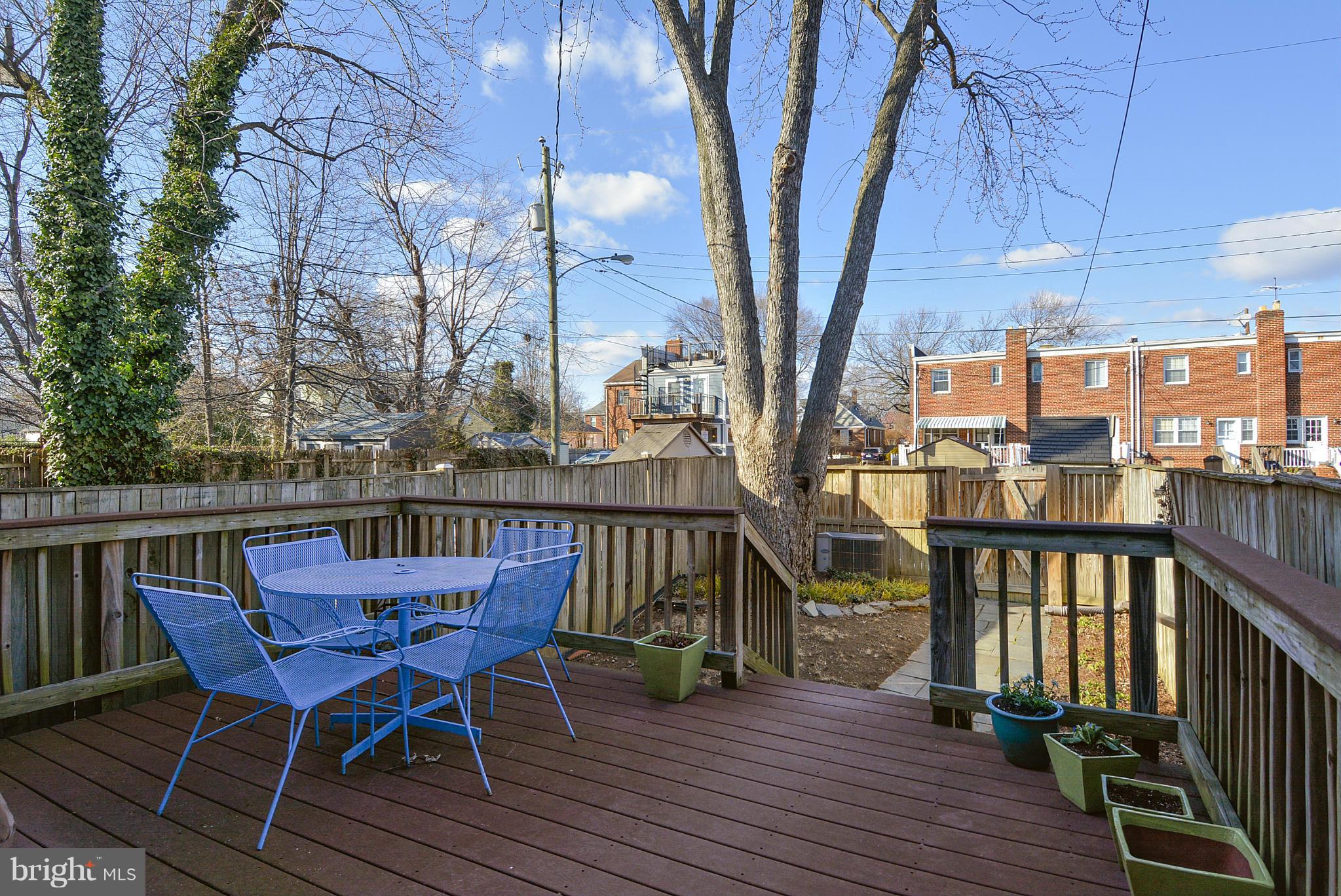 RIVER TERRACE - Residential