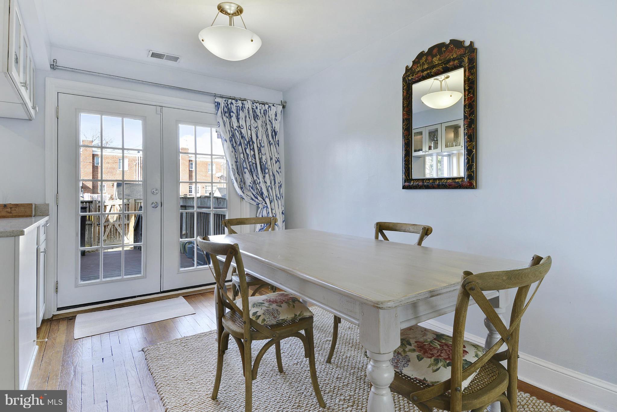 RIVER TERRACE - Residential